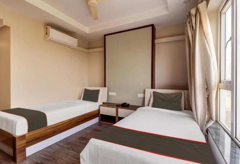 三人经典房间, Kailash Inn