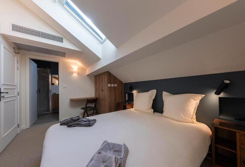 Номер Superior, Hôtel Du Domaine Saint Loup