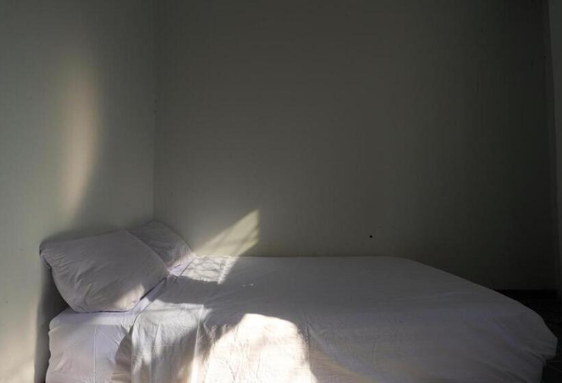 수피리어 싱글 룸, Spot On 93312 Homestay Orange