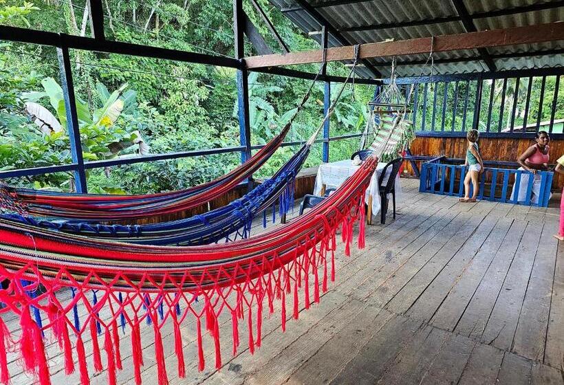 اتاق استاندارد سه نفره, Hostal Herping Bahia Solano Tour
