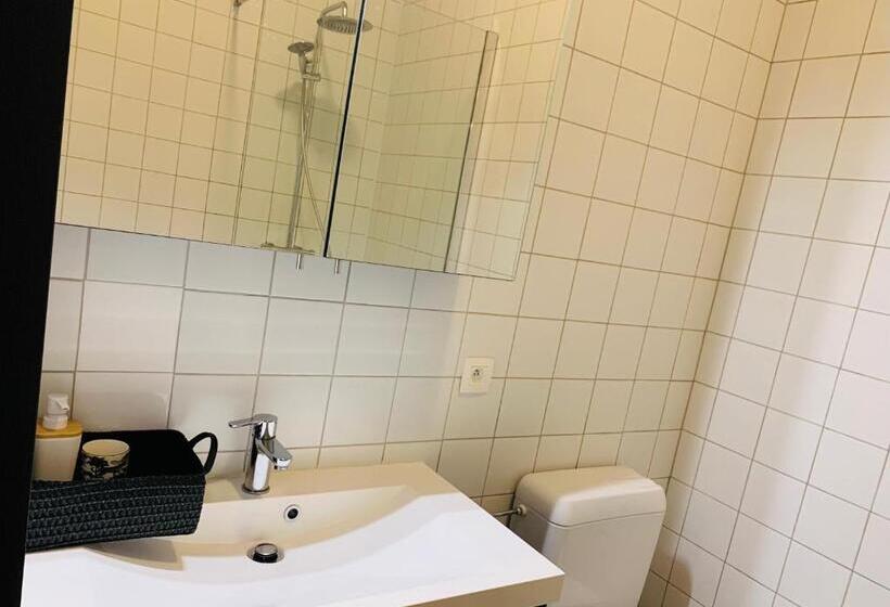 가든 전망 스위트, De Lotuspoort Met Mihr S B&b In De Abdij Van Bornem