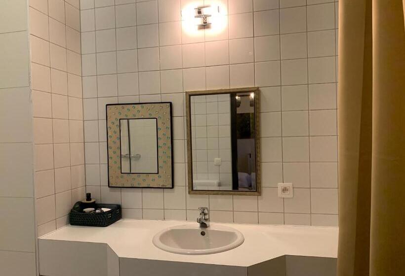 트리플 클래식 룸, De Lotuspoort Met Mihr S B&b In De Abdij Van Bornem