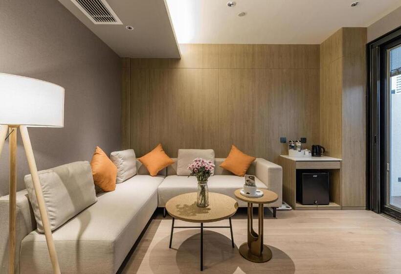 Номер Стандарт, Atour Hotel Shanghai World Expo Center