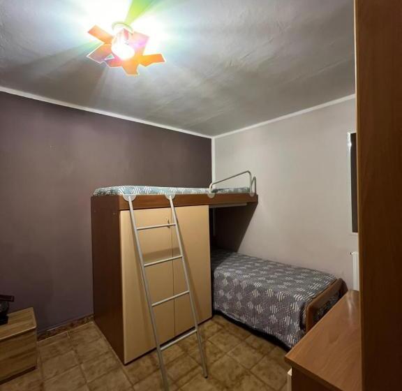 Quarto Triplo Estandar, Casa Di Mirto