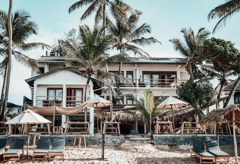 Quarto Quádruplo Estandar Vista Mar, Amaroo Hikkaduwa