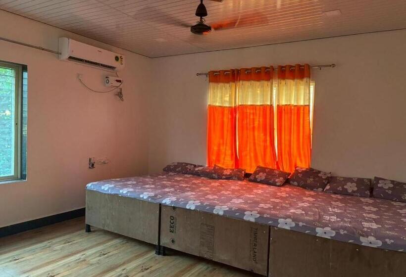 Семейный Номер, Sahyadri Farmhouse