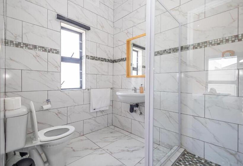 Номер Стандарт, Zuri Place