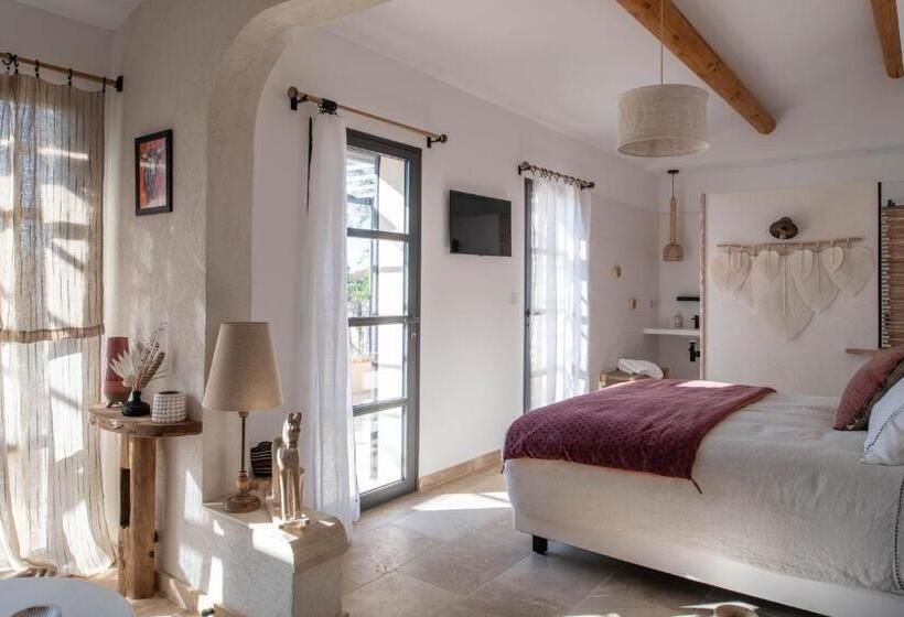 适合残疾人使用的标准间, La Bastide Des Culs Rousset