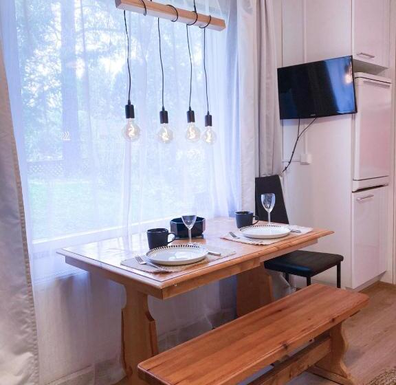 اتاق استاندارد با چشم‌انداز باغ, The Blueberry Inn