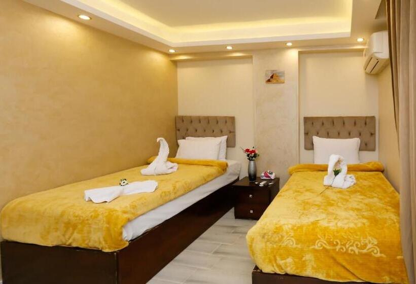اتاق لوکس با بالکن, Venus Pyramids Inn   Top Roof Access W Free Break Fast