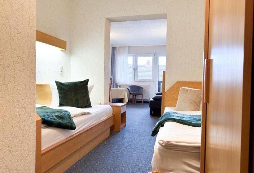 غرفة قياسية ثلاثية, Harzhotel Grünett