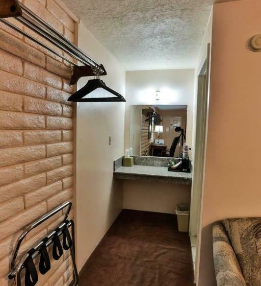 Номер Стандарт, Country Inn Beaver Utah