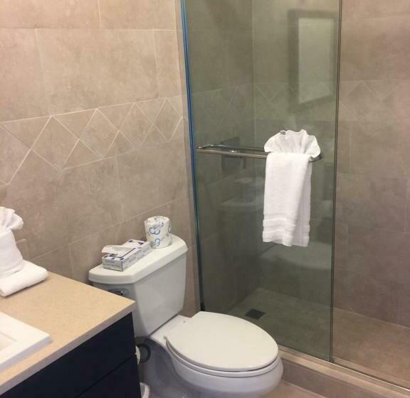 스탠다드 스튜디오 킹침대, Prestige Hotel Vero Beach