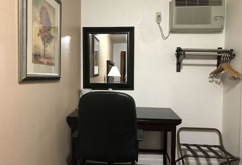标准间, Townhouse Motel