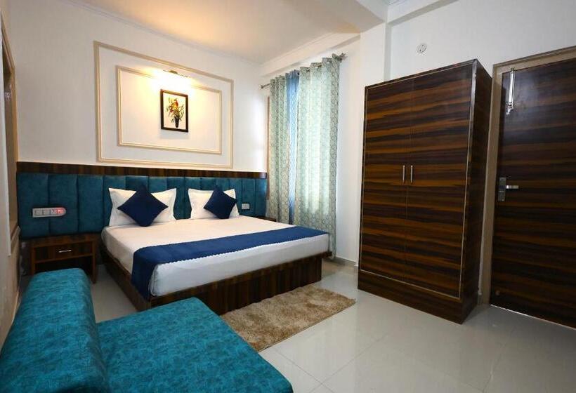 패밀리 스위트, Chopta House Hotel And Restaurant