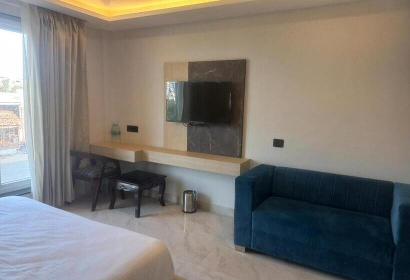 Номер Стандарт, Holiday Grand