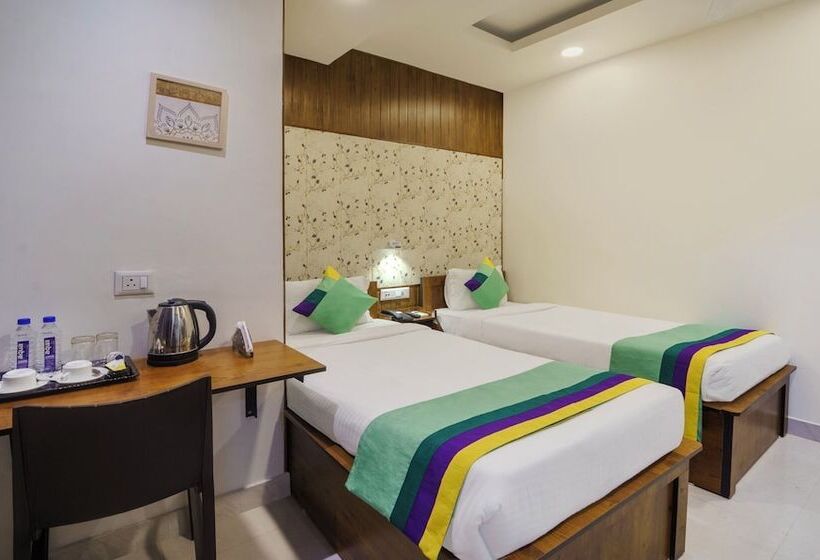 Quarto Deluxe, Treebo Park Palace