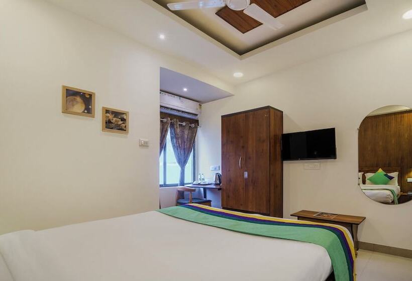 Quarto Estandar, Treebo Park Palace