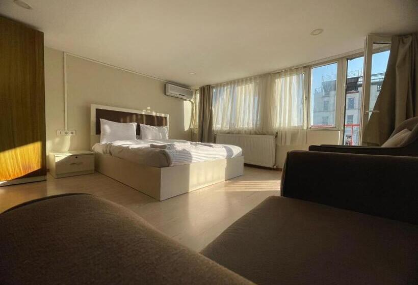 غرفة قياسية, Ufuk Otel