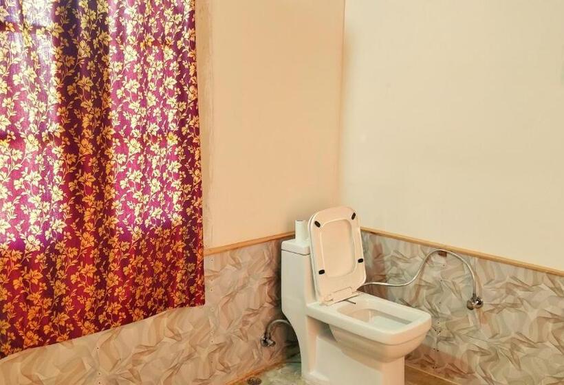 Семейный Номер Вид на Горы, Black Bear Cottage Khajjiar