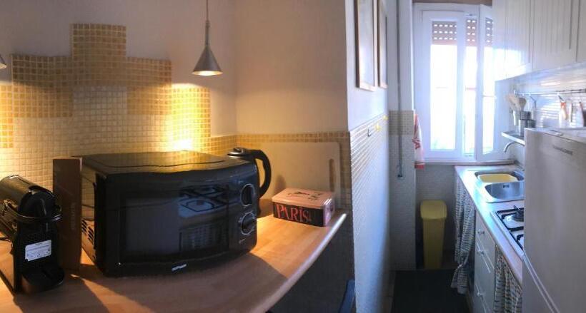 Номер Deluxe, Gasperina House