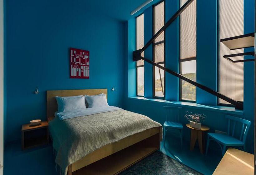 Quarto Deluxe, 11+1 By Tumo
