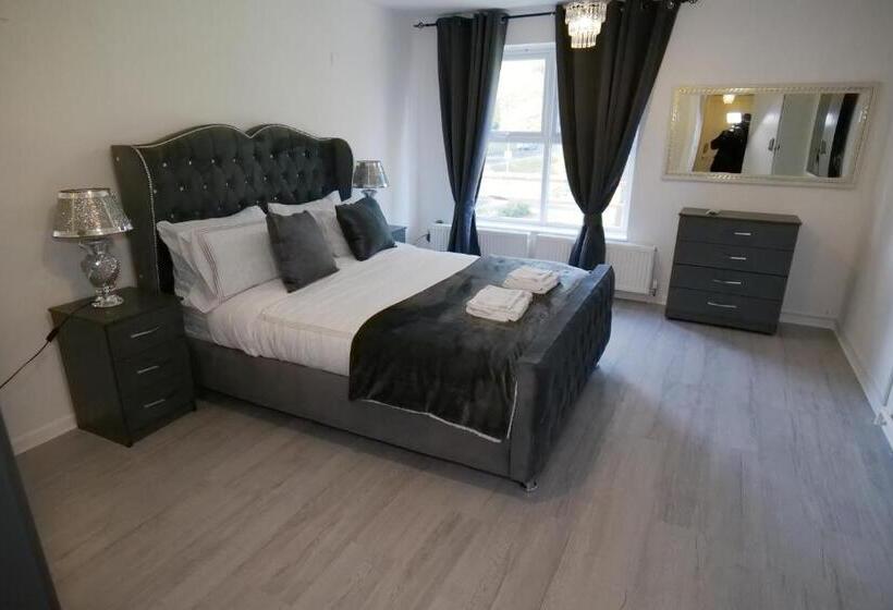 Quarto Deluxe Cama King, Giomakay Luxury Rooms Milton Keynes
