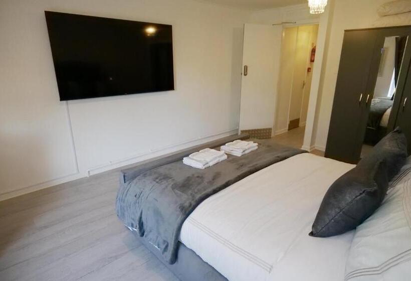 Quarto Deluxe, Giomakay Luxury Rooms Milton Keynes