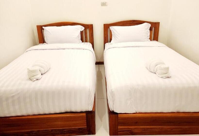 Standard Room, Chotika Hotel โรงแรมโชติกา ณ เชียงคาน