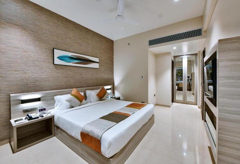 デラックスルーム, Click Hotel Pithampur
