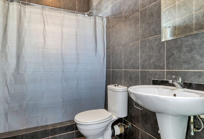 Номер Стандарт, Inn & Out Express Sea Point