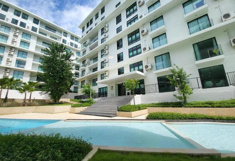 Студия Deluxe, La Vita Phuket Rawai