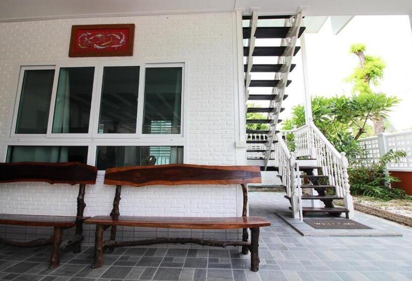 Номер Стандарт, Room In Guest Room   Baan Khunphiphit Homestay