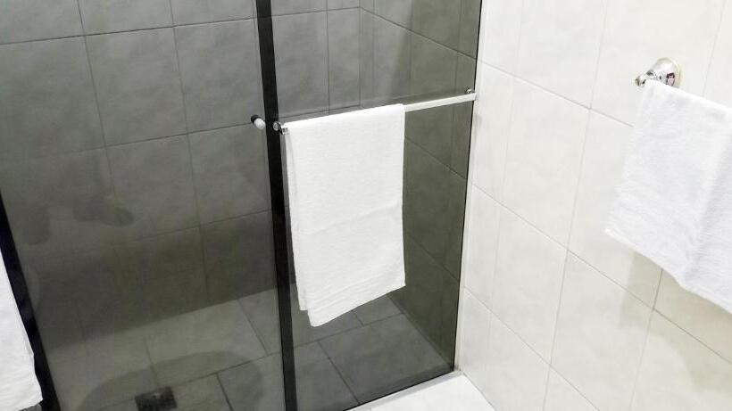 스탠다드 룸, Suíte Privativa Gigá