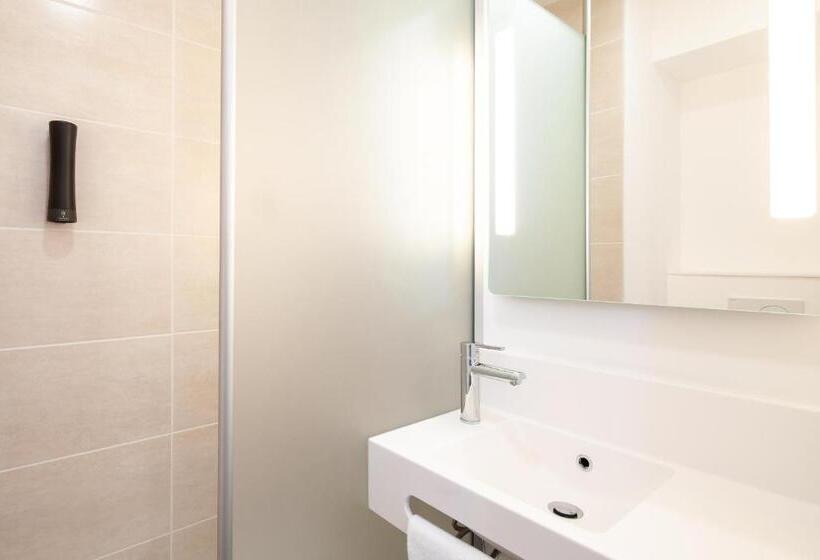 اتاق استاندارد چهار تخته, B&b Hotel Besançon Valentin