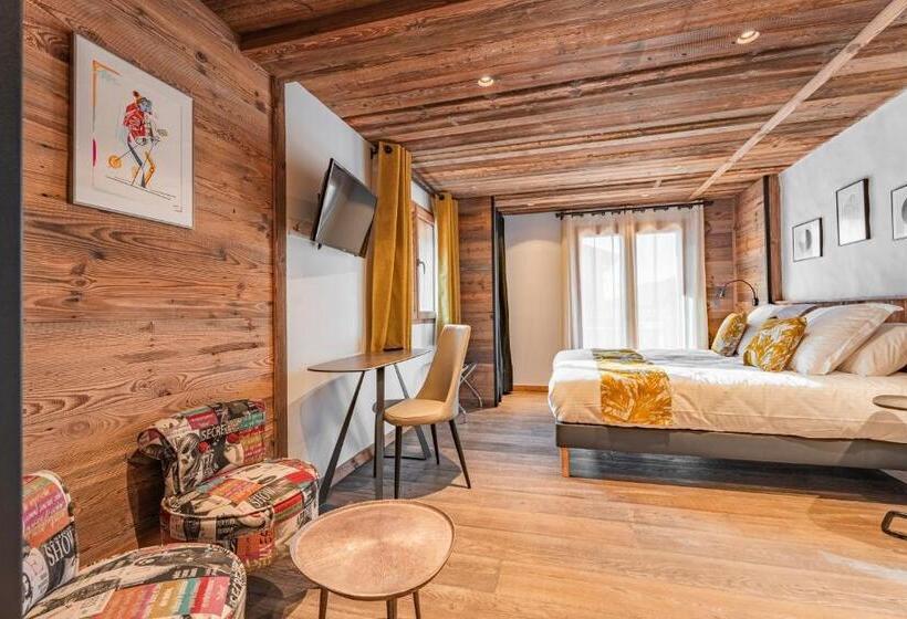 Номер Стандарт с Балконом, Chalet Charming B And B