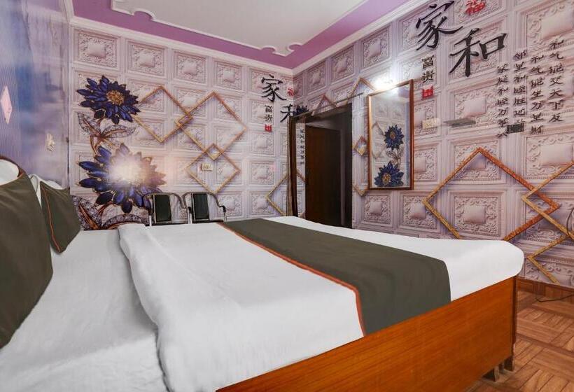 Трехместный Номер Классика, Collection O 81358 Hotel Itc
