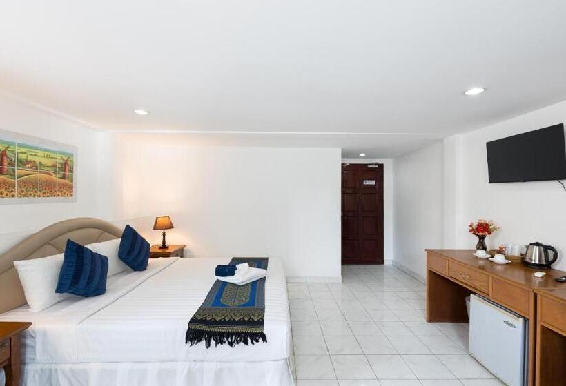 스탠다드 룸 킹사이즈 침대, Bevans Place Karon
