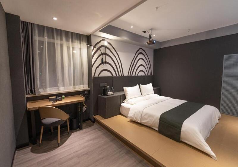 Номер Стандарт, Thank Inn Plus Lanzhou New District Zhongchuan Airport Rainbow City