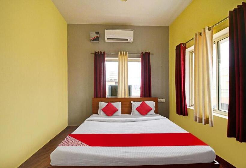 Трехместный Номер Классика, Oyo Flagship Hotel Dream Inn