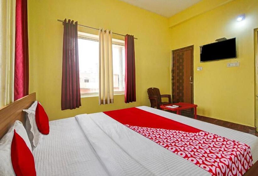 Трехместный Номер Классика, Oyo Flagship Hotel Dream Inn