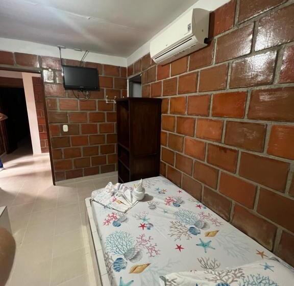 이코노미 룸, Hostal El Paraiso