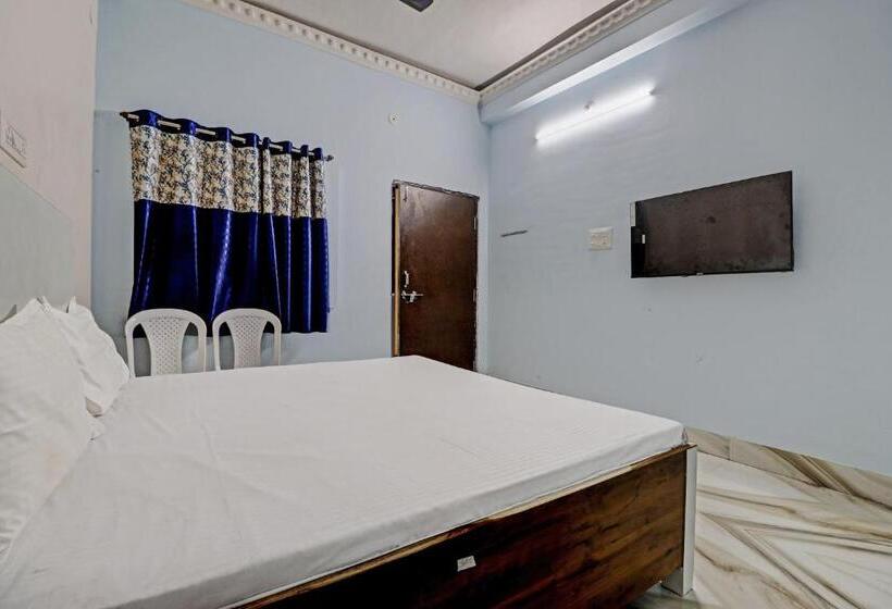 اتاق کلاسیک سه تخته, Spot On Hotel Ayush