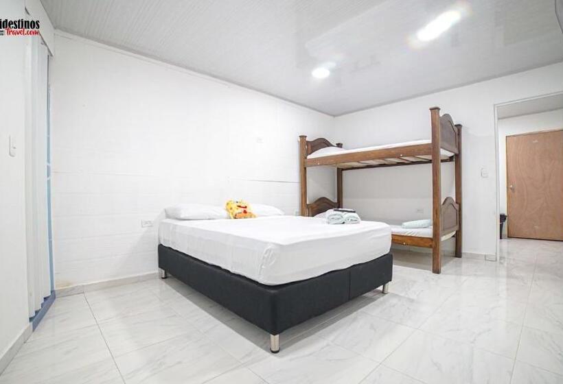 استودیو خانوادگی, Apartamentos Bob Vip