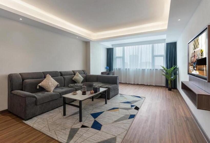 Люкс Deluxe 2 Спальни, Citadines Zhengda Mall Hefei
