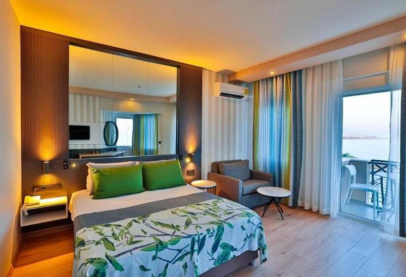 스탠다드 룸, Eos Beach Resort