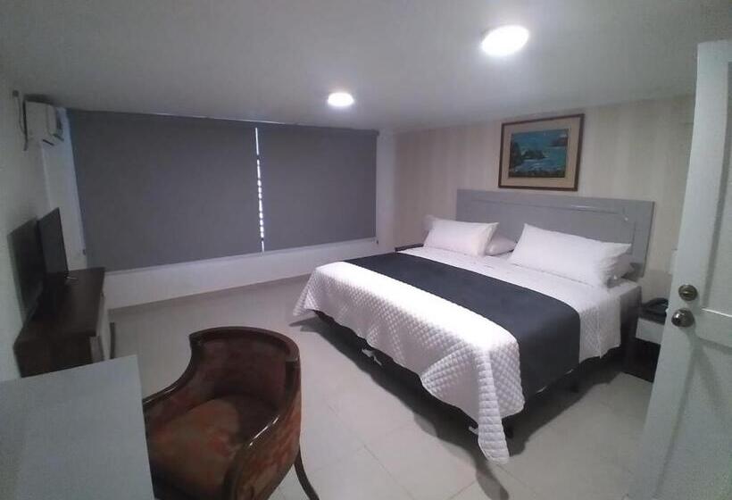 غرفة قياسية فردية, Ejecutivo Portoviejo