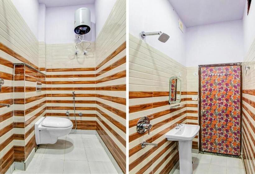 Трехместный Номер Классика, Flagship Shri Krishna Guest House