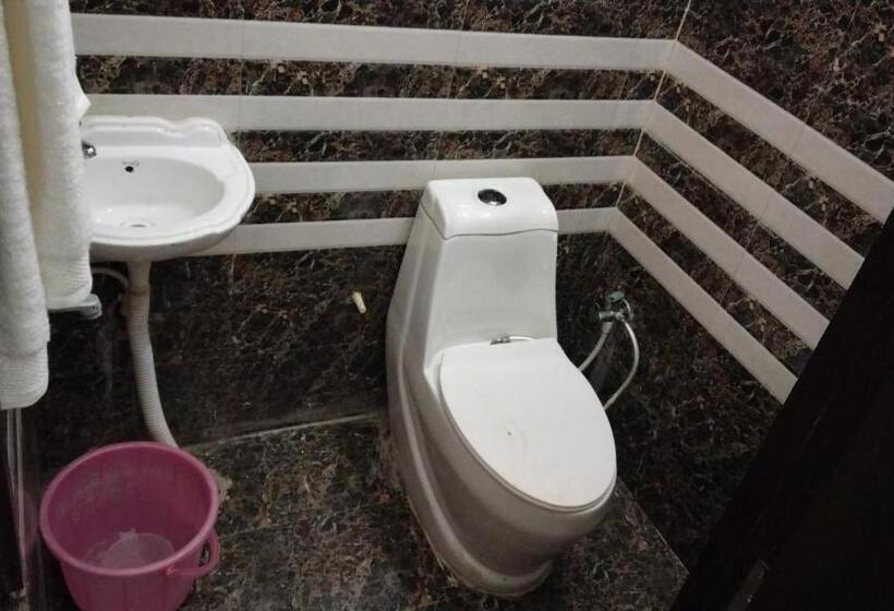 Трехместный Номер Классика, Oyo 81028 Lohiya Residency