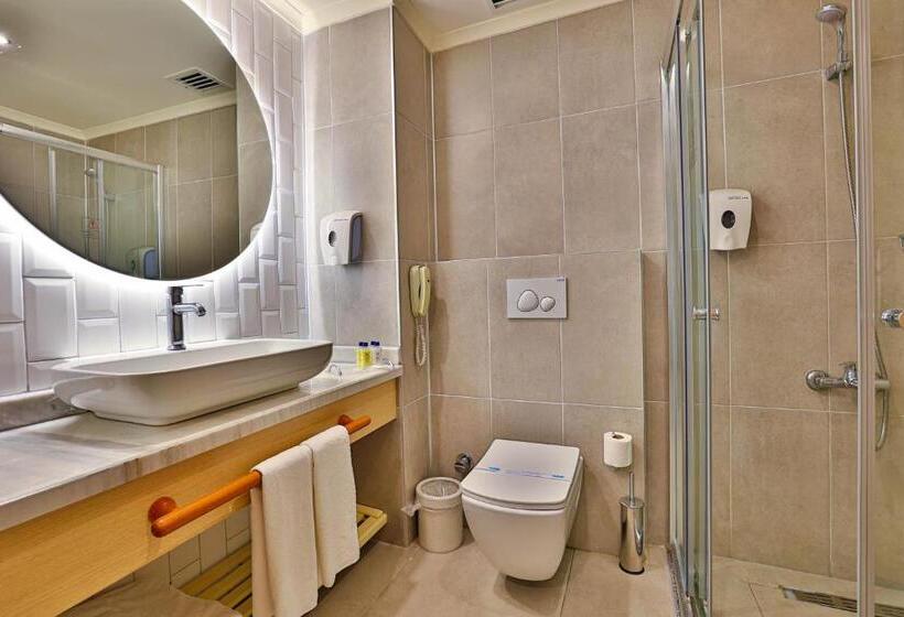 패밀리 룸, Eos Beach Resort